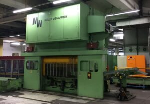 Blechumformung presse Muller Weingarten HUQ 400 22 F - 400 ton (ID:76315) - Dabrox.com