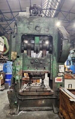 Abgratpresse Smeral LKO 315 - 315 ton (Foto 1)