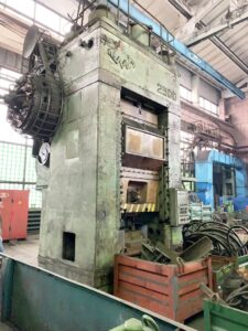 Kniehebelpresse TMP Voronezh K504.003.844 - 2500 ton (ID:75686) - Dabrox.com