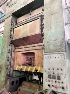 Kniehebelpresse TMP Voronezh K504.003.844 - 2500 ton (ID:75686) - Dabrox.com
