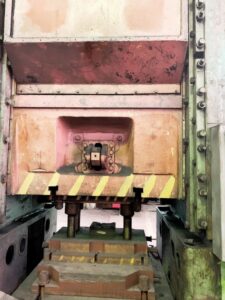 Kniehebelpresse TMP Voronezh K504.003.844 - 2500 ton (ID:75686) - Dabrox.com