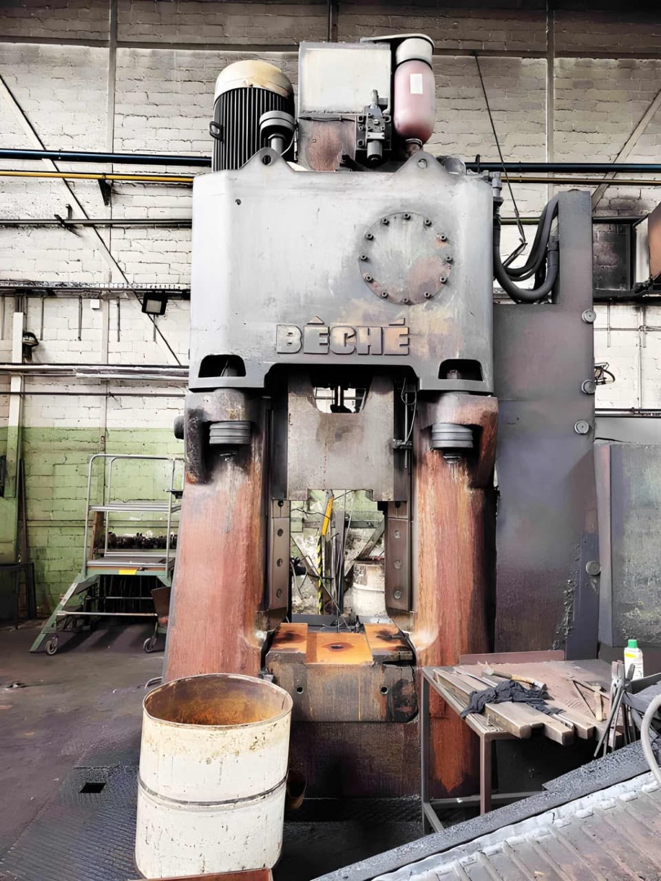 Hydraulischer Schmiedehammer Beche KGH 1.6 - 16 kJ