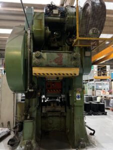 Kniehebelpresse Kieserling KKPR 1600 - 1600 ton (ID:76312) - Dabrox.com