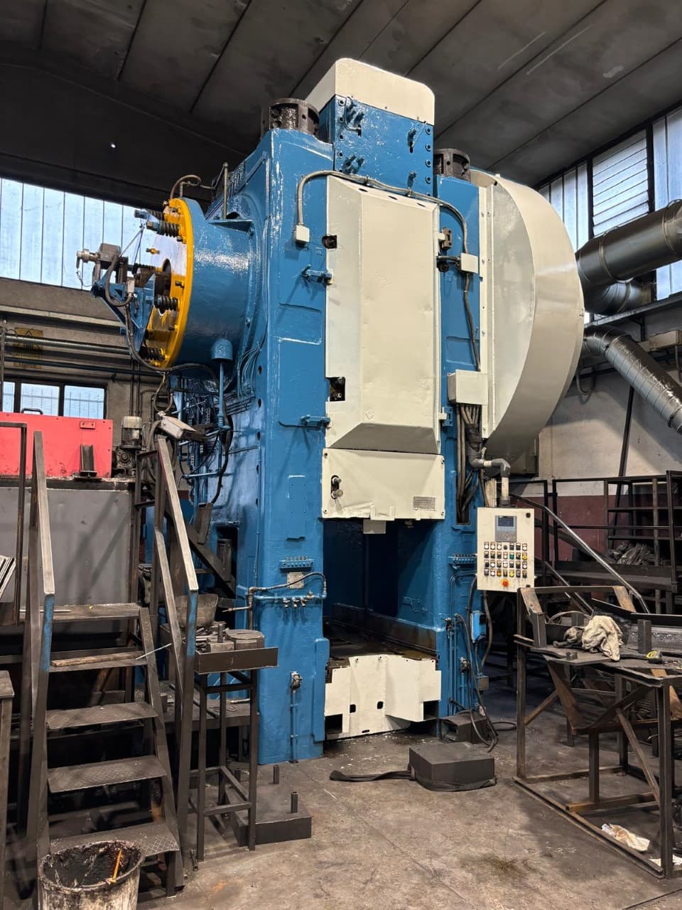 Warmschmiedepresse Eumuco SP 200 - 2000 ton