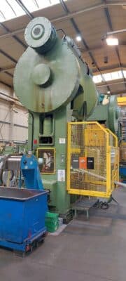 Stanzpresse Schuler P2E2S 315/1.25 - 315 ton (Foto 2)