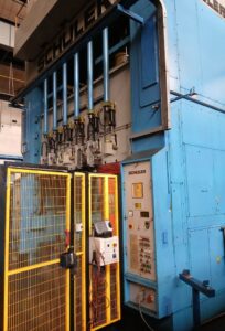 Pressenlinie Schuler G2 - 3800 ton (ID:76324) - Dabrox.com
