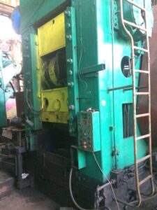 Kniehebelpresse TMP Voronezh - 2500 ton