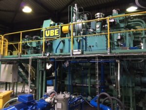 Extrusionspressen UBE 800 MT - 800 ton (ID:75467) - Dabrox.com