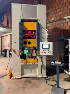 Kniehebelpresse Barnaul - 1000 ton