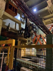 Blechumformung Presse Muller Weingarten VK 2000 - 2000 ton (ID:76150) - Dabrox.com