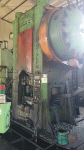 Schmiedepresse National Maxipres 1600 - 1600 ton (ID:76054) - Dabrox.com