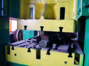 Abgratpresse TMP Voronezh K2538 - 630 ton (ID:76155) - Dabrox.com