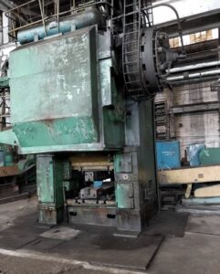 Kniehebelpresse TMP Voronezh KB8044 - 2500 ton (ID:75919) - Dabrox.com