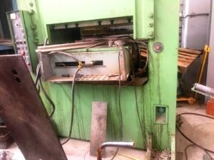 Abgratpresse Ravne KES 250 - 250 ton (ID:75716) - Dabrox.com