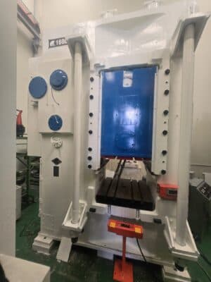 Kniehebelpresse Barnaul KB8342 - 1600 ton ID: 76511
