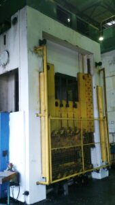 Hydraulikpresse Litostroj HVO-2-630 - 630 ton (ID:75937) - Dabrox.com
