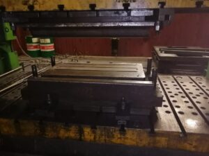 Blechumformung Presse Erfurt PKZZ I 1250 - 1250 ton (ID:75722) - Dabrox.com