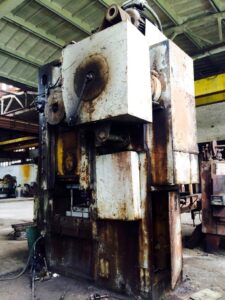 Kniehebelpresse Barnaul KB8342 - 1600 ton (ID:S85239) - Dabrox.com