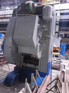 Kniehebelpresse Barnaul K8340 - 1000 ton (ID:75218) - Dabrox.com