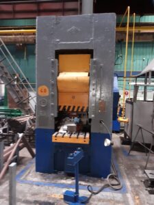 Kniehebelpresse Barnaul K8340 - 1000 ton (ID:75218) - Dabrox.com