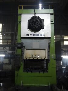 Abgratpresse Smeral - 500 ton