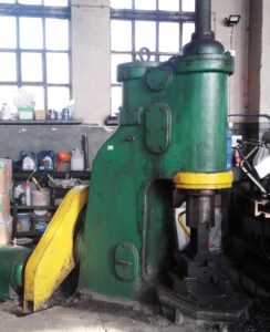 Hammer schmieden FUK - 200 kg