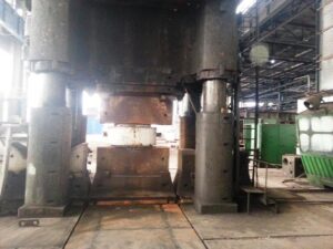 Hydraulikpresse Dnepropress PA1345 - 3200 ton (ID:75733) - Dabrox.com