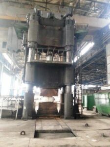 Hydraulikpresse Dnepropress PA1345 - 3200 ton (ID:75733) - Dabrox.com