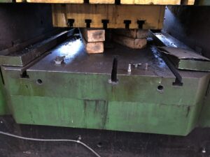 Abgratpresse Zdas LU630 A - 630 ton (ID:75151) - Dabrox.com