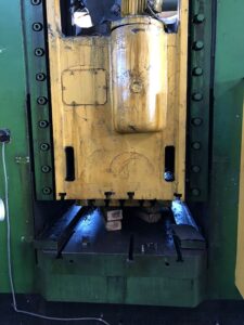 Abgratpresse Zdas LU630 A - 630 ton (ID:75151) - Dabrox.com