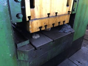 Abgratpresse Zdas LU630 A - 630 ton (ID:75151) - Dabrox.com