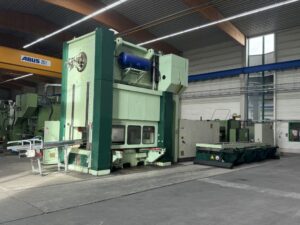 Blechumformung Presse Kaiser KSTU 5000 - 500 ton (ID:S89903) - Dabrox.com