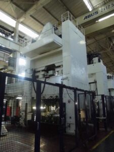 Blechumformung Presse Schuler - 500 ton