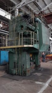 Kniehebelpresse TMP Voronezh - 2500 ton
